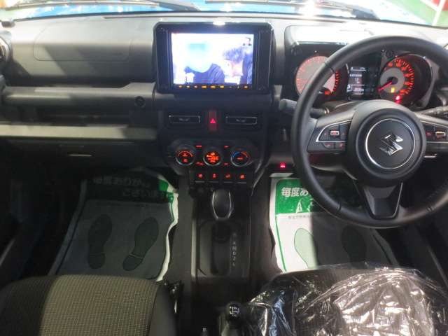 ジムニーシエラ1.5 JC 4WD