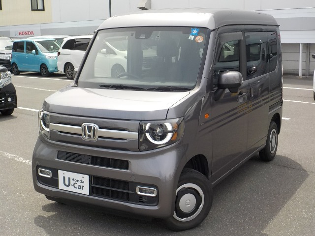 N-VAN+スタイル ファン 4WD