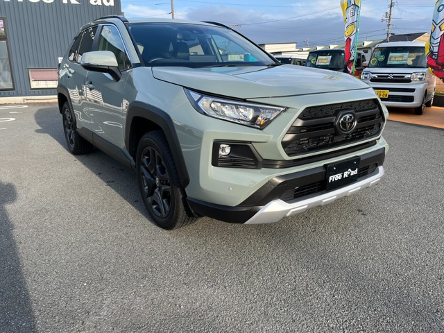 RAV42.0 アドベンチャー 4WD