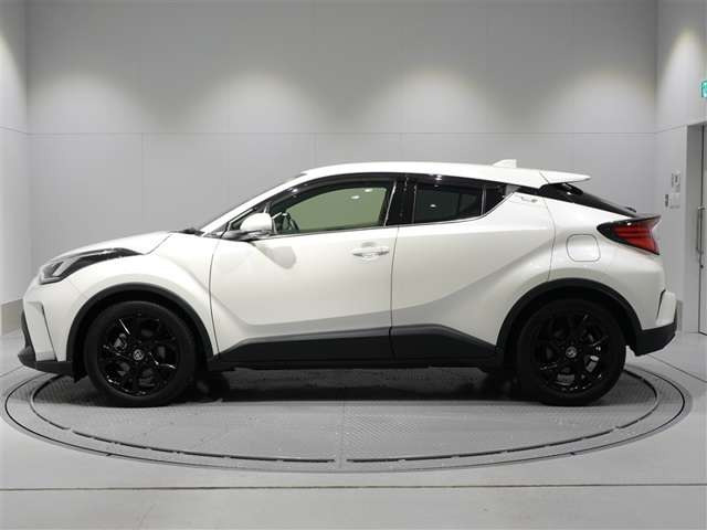 C-HRハイブリッド 1.8 G モード ネロ セーフティ プラス