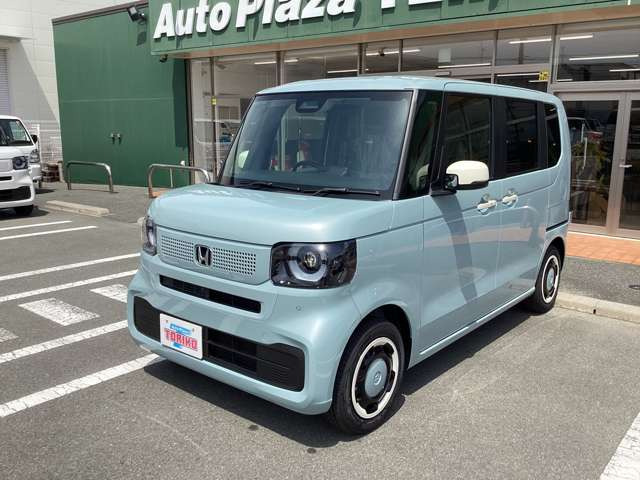 N-BOXファッションスタイル モノトーン