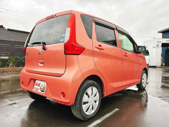 お客様のご予算帯に合わせたお車を常時100台以上取り揃えています!当社のスタッフがお客様のお車選びをしっかりサポートしご提案させていただきます!