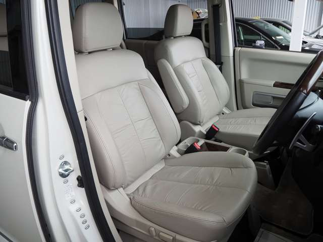 デリカD:52.2 ロイヤルエクシード 4WD