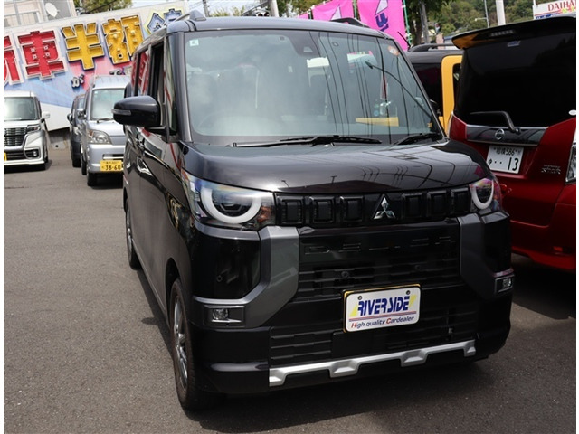 デリカミニT プレミアム 4WD