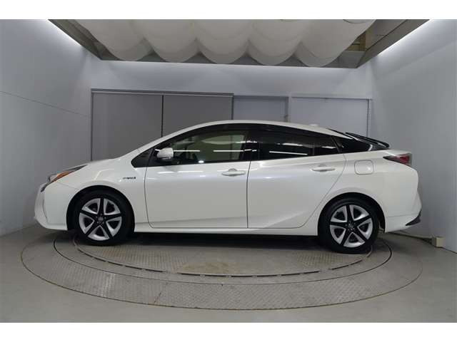 プリウス1.8 S ツーリングセレクション