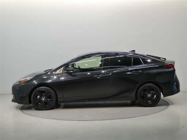 プリウス1.8 S ツーリングセレクション ブラックエディション