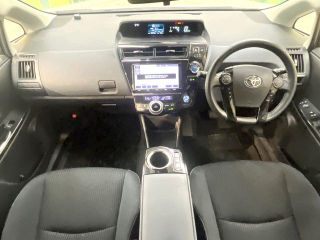 プリウスα1.8 S チューンブラックII