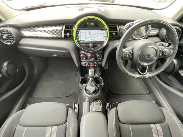 ミニクーパー SD