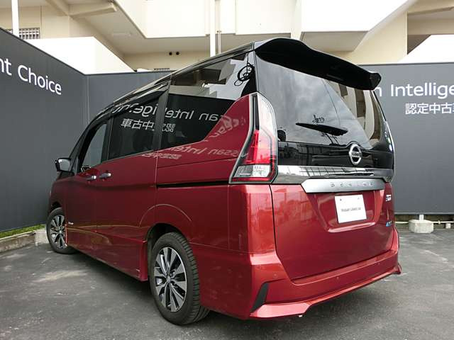 セレナ2.0 ハイウェイスター Vセレクション