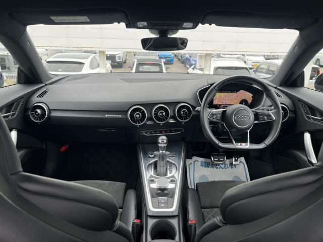 TTクーペ40 TFSI Sラインパッケージ