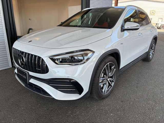 GLAクラスAMG GLA35 4マチック 4WD