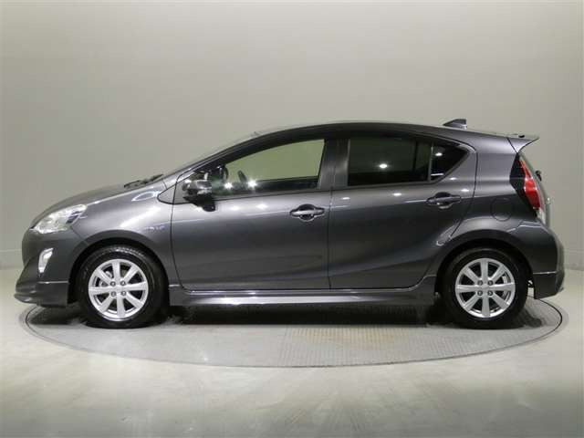 アクア1.5 G ブラックソフトレザーセレクション