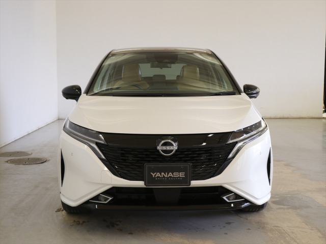 ノートオーラ1.2 G FOUR 4WD