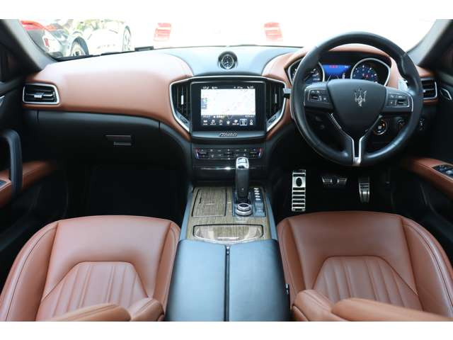 ギブリグランルッソ