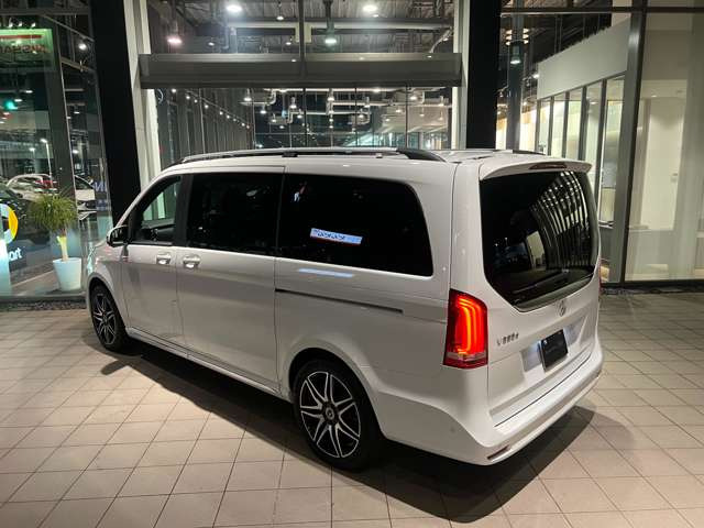 VクラスV220d アバンギャルド ロング AMGラインパッケージ