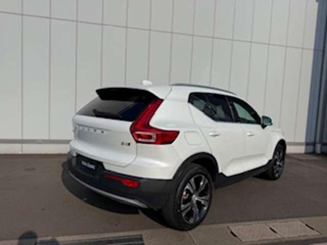 XC40B4 AWD インスクリプション 4WD