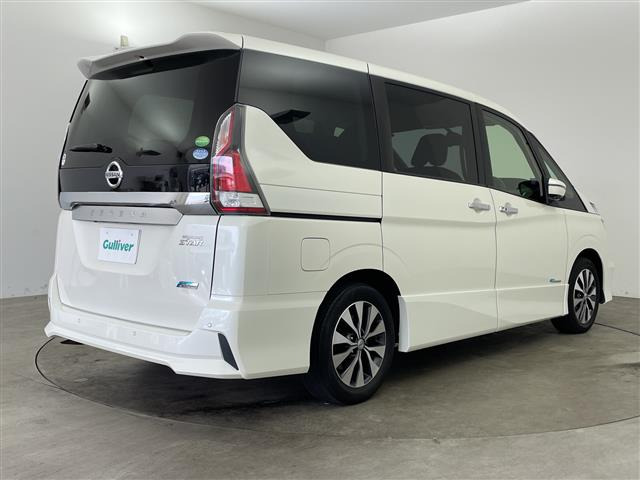 セレナ2.0 ハイウェイスター Vセレクション