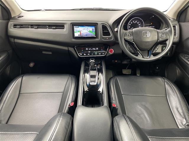 ヴェゼル1.5 ハイブリッド ホンダセンシング 4WD