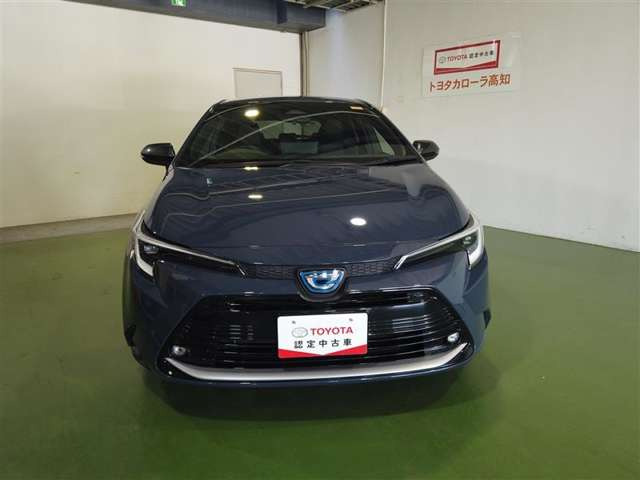 カローラツーリング1.8 ハイブリッド W×B