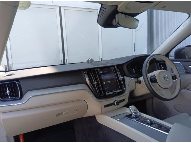 XC60アルティメット B5 AWD 4WD