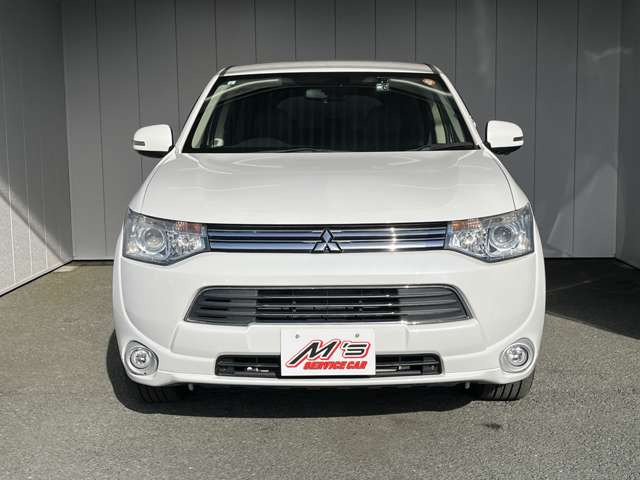 アウトランダーPHEV2.0 G ナビパッケージ 4WD