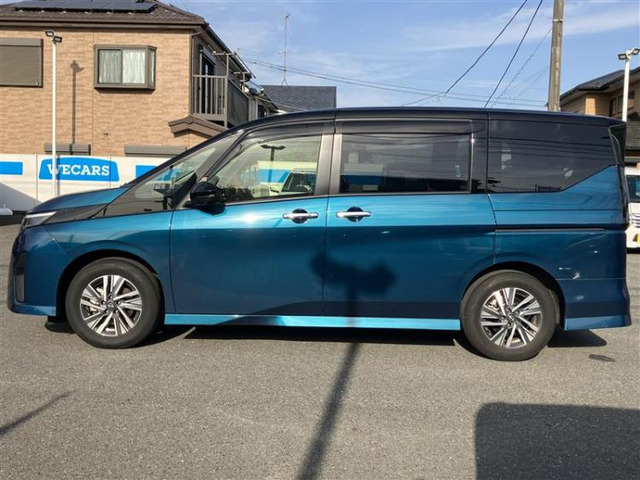 セレナ2.0 ハイウェイスターV