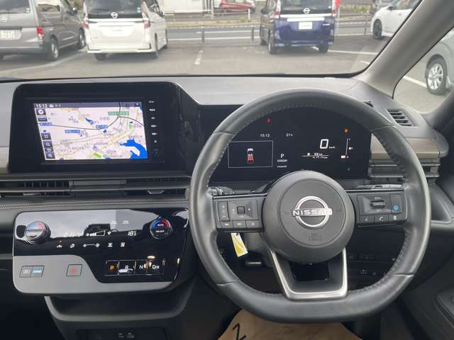 セレナ1.4 e-POWER ハイウェイスターV