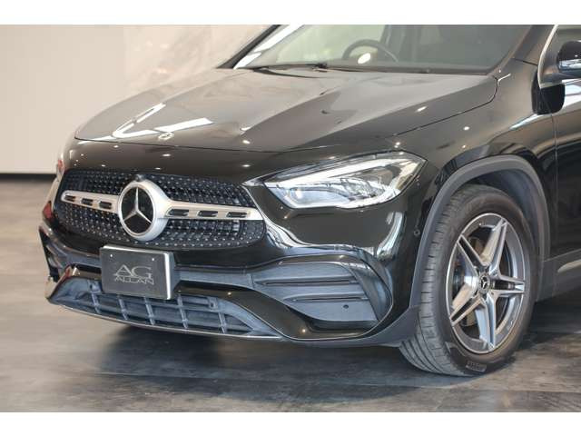GLAクラスGLA200d 4マチック AMGラインパッケージ 4WD