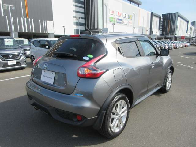 ジューク1.5 15RX V セレクション