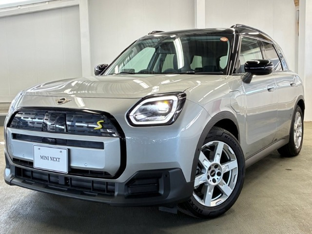 ミニカントリーマンSE ALL4 4WD