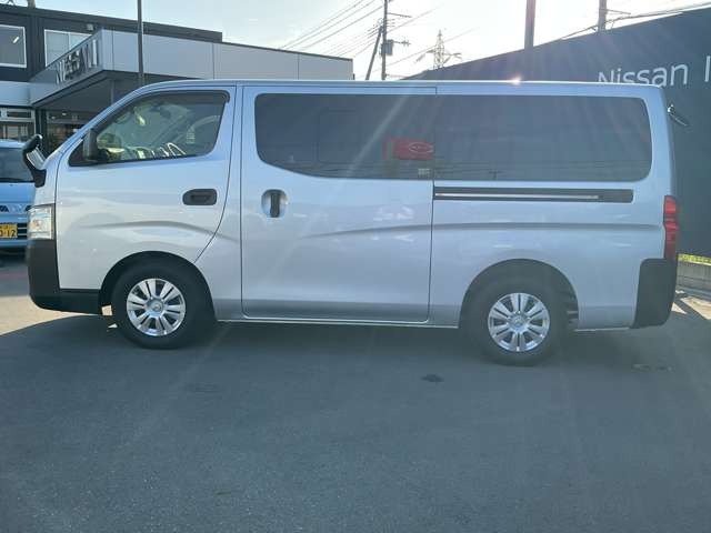 NV350キャラバンワゴン2.5 DX ロング 低床