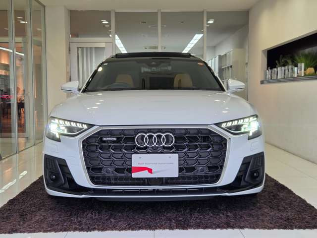 A860 TFSI e クワトロ 4WD