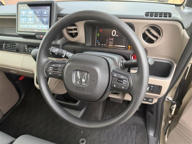 N-BOXジョイ 2トーン