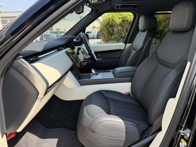 レンジローバーHSE 4.4L P530 ロングホイールベース 4WD