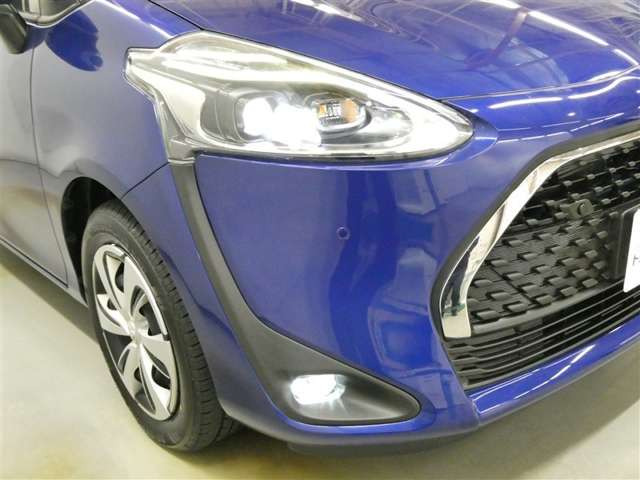 シエンタハイブリッド 1.5 ファンベース G クエロ