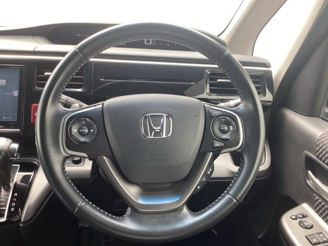 ステップワゴン1.5 スパーダ ホンダ センシング