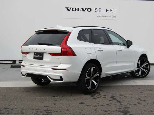 XC60リチャージ アルティメット T6 AWD PHEV 4WD