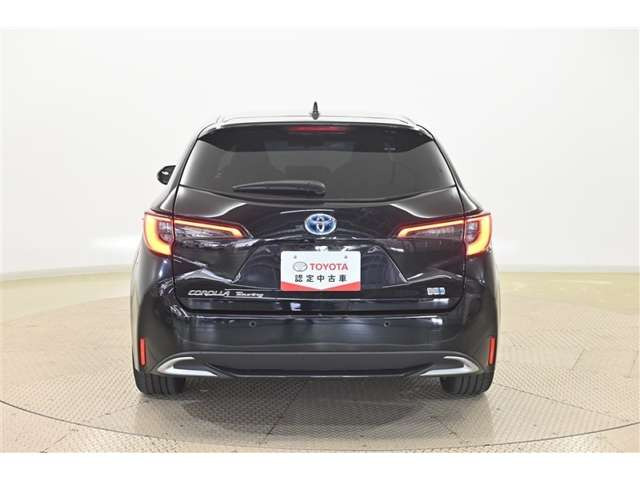 カローラツーリング1.8 ハイブリッド W×B