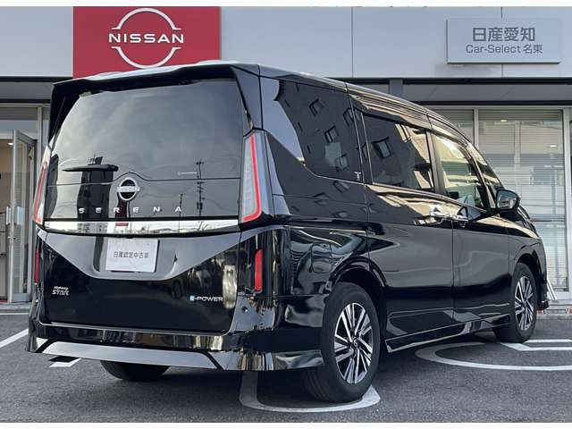 セレナ1.4 e-POWER ハイウェイスターV
