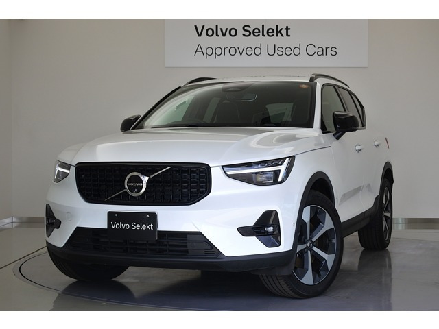 XC40ウルトラ B4 AWD ダークエディション 4WD