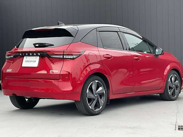 ノートオーラ1.2 G レザーエディション