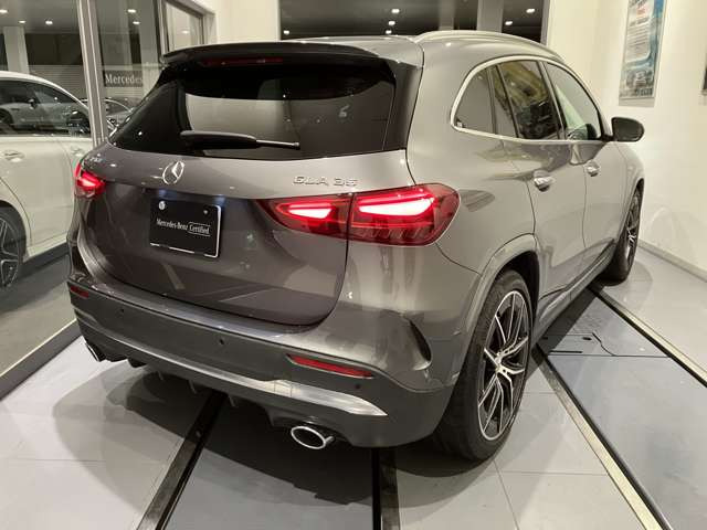 GLAクラスAMG GLA35 4マチック (BSG搭載モデル) 4WD