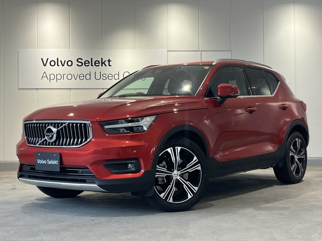 XC40B4 AWD インスクリプション 4WD