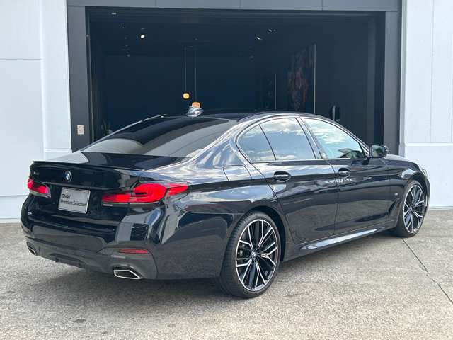 5シリーズセダン523d xドライブ Mスポーツ 40thアニバーサリー エディション 4WD