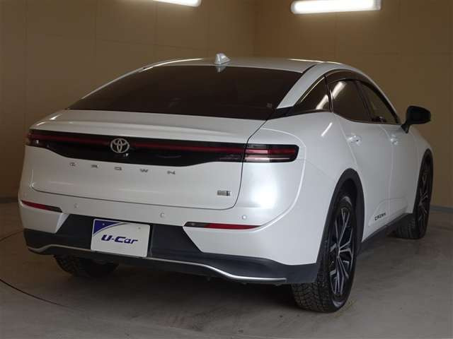 クラウンクロスオーバー2.5 G アドバンスト レザー パッケージ E-Four 4WD