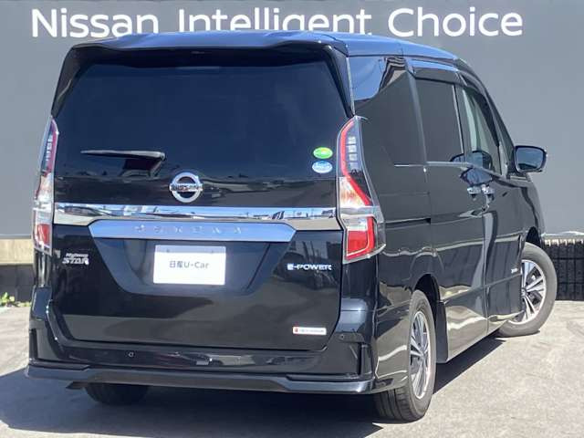 セレナ1.2 e-POWER ハイウェイスターV