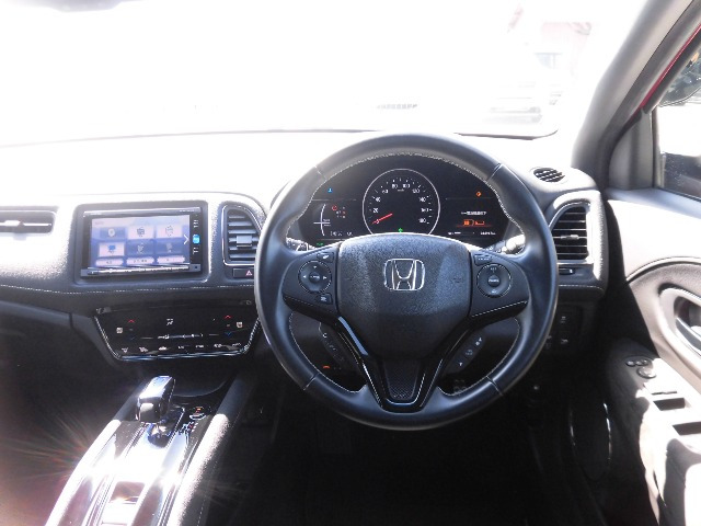 ヴェゼル1.5 ハイブリッド RS ホンダセンシング