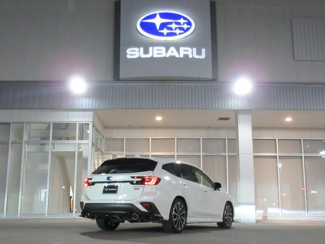 レヴォーグ1.8 STI スポーツ EX 4WD