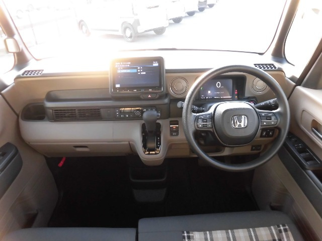 N-BOXジョイ モノトーン