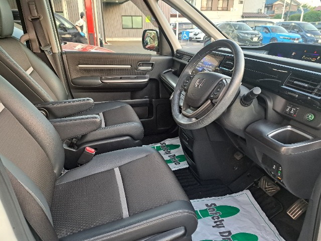 ステップワゴン1.5 スパーダ クールスピリット ホンダ センシング